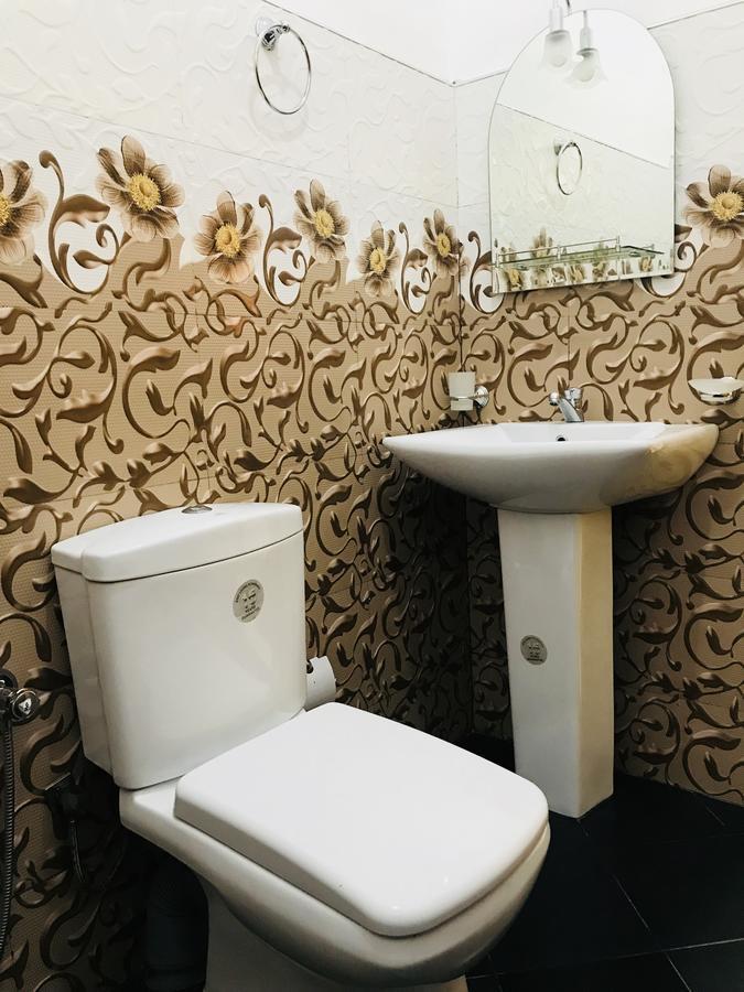 מלון אנוראדפורה Treasure House Tourist Rest מראה חיצוני תמונה